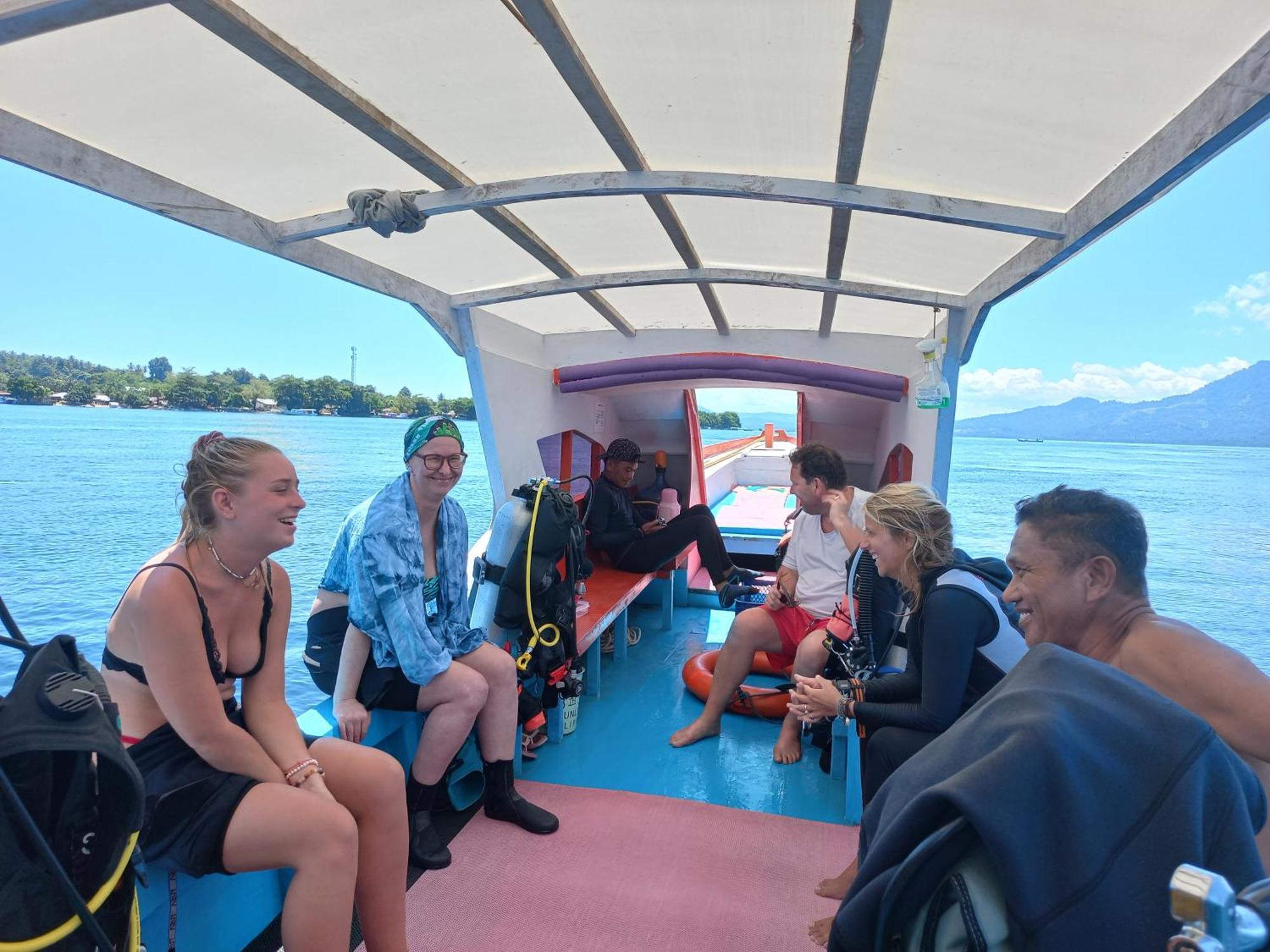 4 Sisters Divers Bunaken Exterior foto