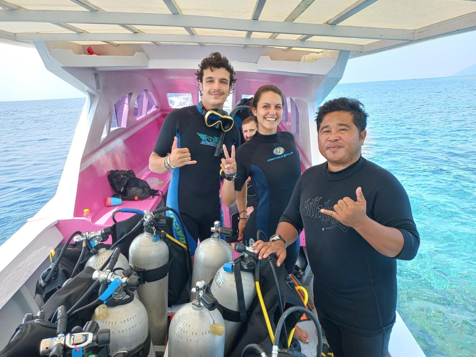 4 Sisters Divers Bunaken Exterior foto