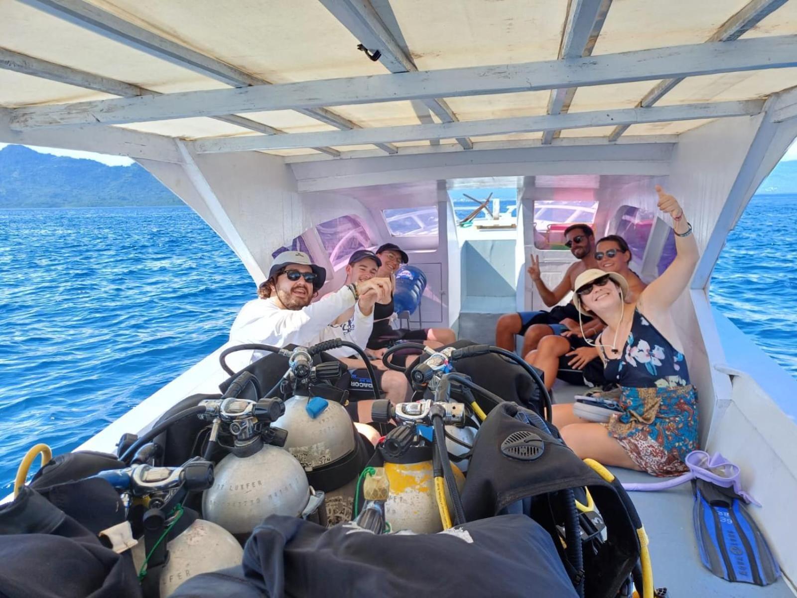 4 Sisters Divers Bunaken Exterior foto
